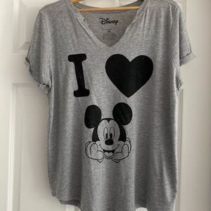 Torrid Disney Mickey Mouse Heart Heather Grey Jersey Top size 00